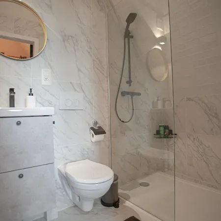 Luxury Suites Meir By Rikas Hotels Antwerp Exterior photo
